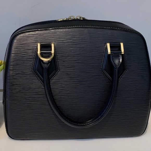 Louis Vuitton Sablons Epi - Picture 2 of 16